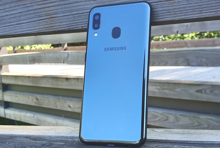 Samsung-Galaxy-A20e-Review-1