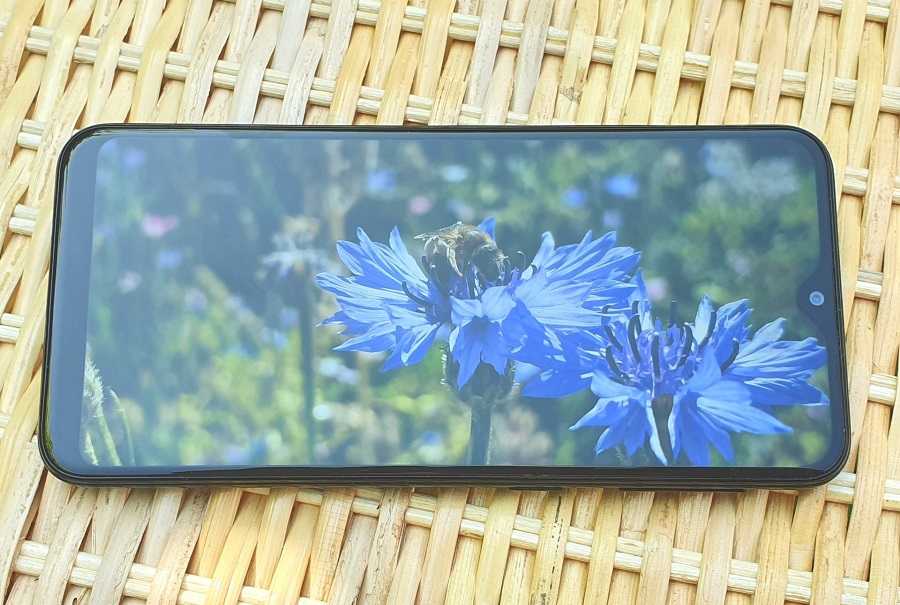 Samsung-Galaxy-A20e-Review-6